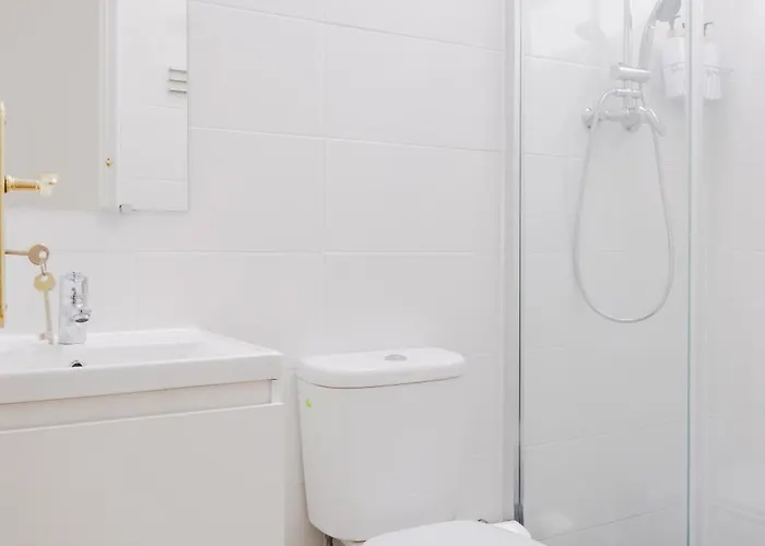 Quarto em Acomodações Particulares House Arroios *